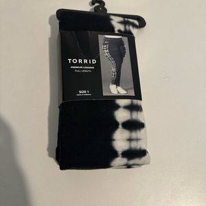Torrid the dye premium leggings